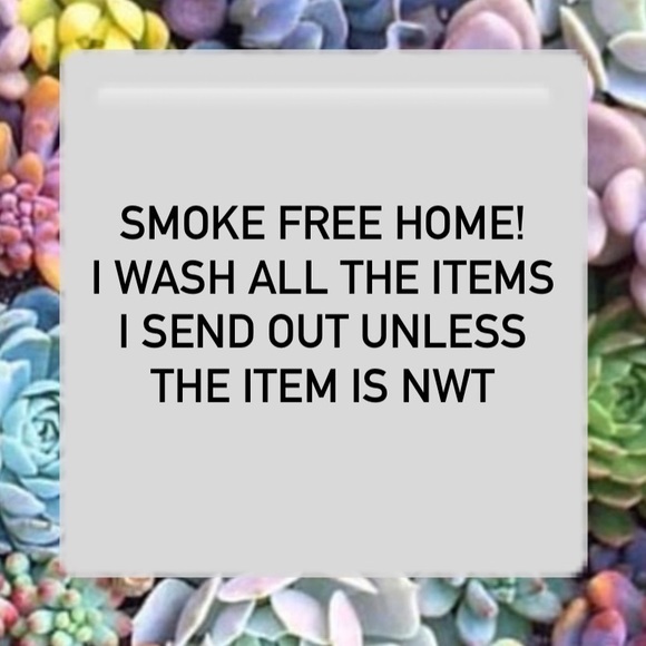 WELCOME TO MY CLOSET! - Picture 3 of 8